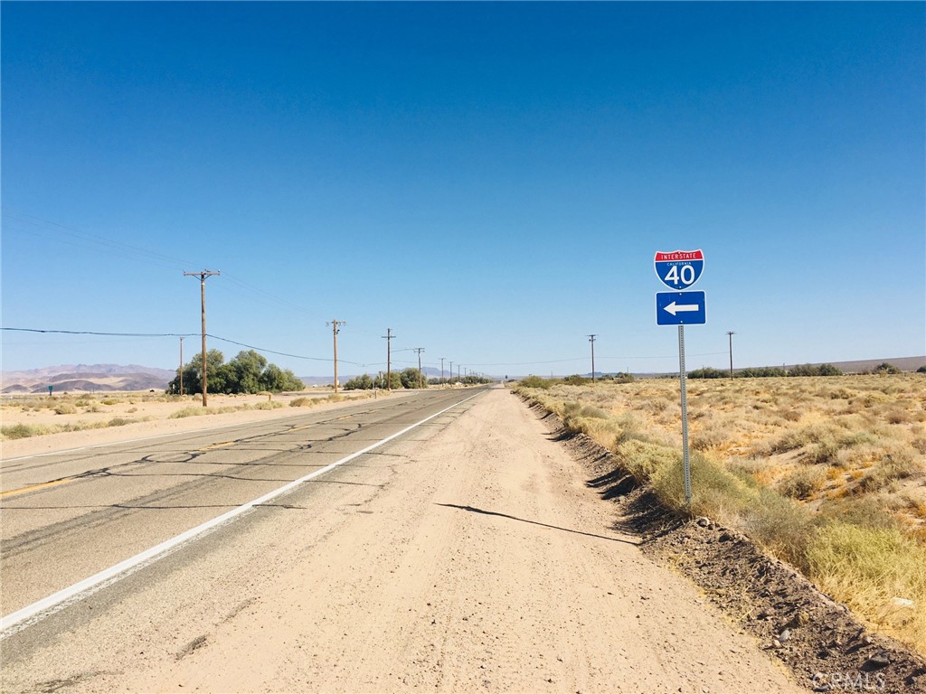 52818110 National Trails Highway Property Photo 16