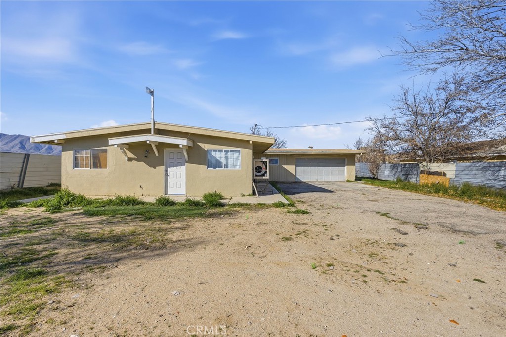 10380 Baker Road Property Photo 5