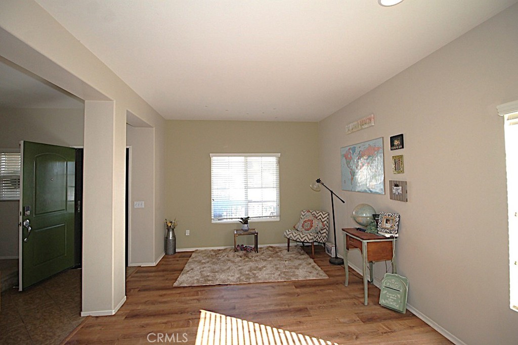 924 Condor Property Photo 7
