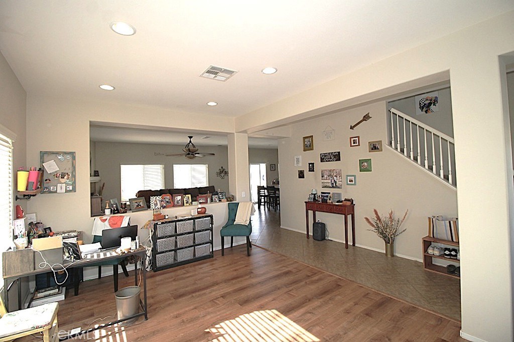 924 Condor Property Photo 9