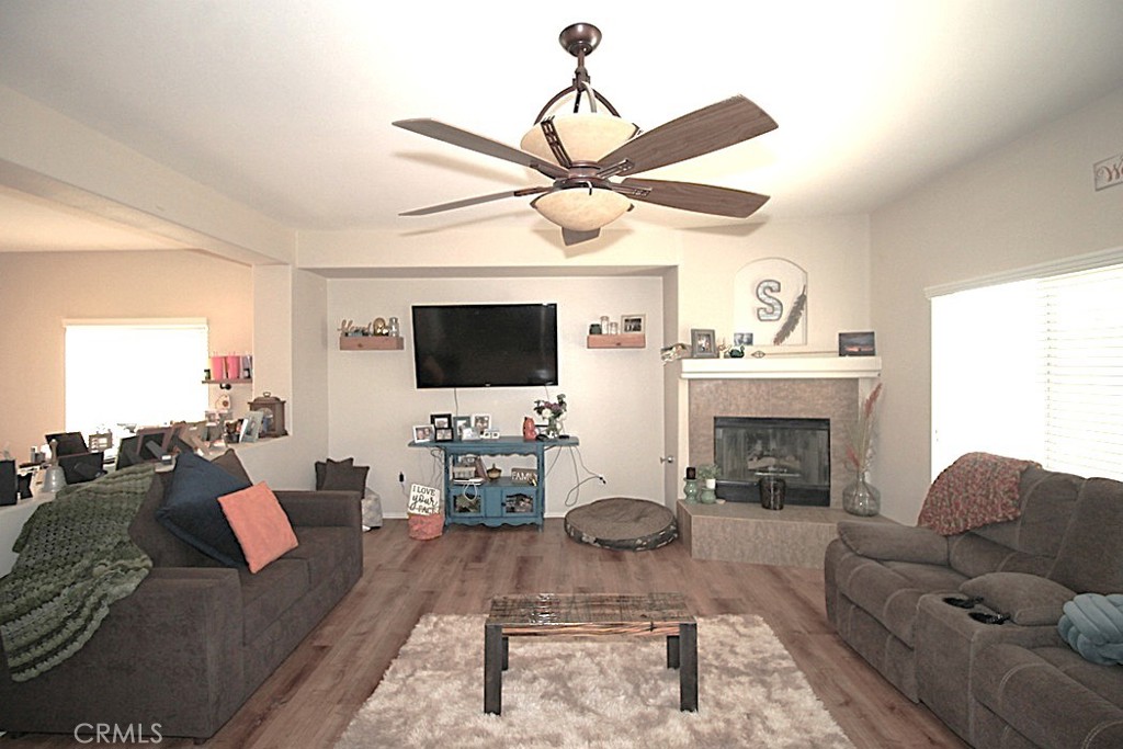 924 Condor Property Photo 10