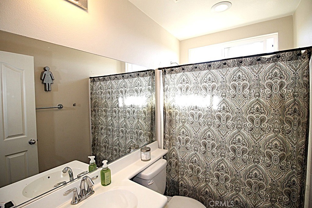 924 Condor Property Photo 25