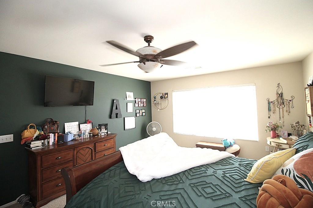 924 Condor Property Photo 32