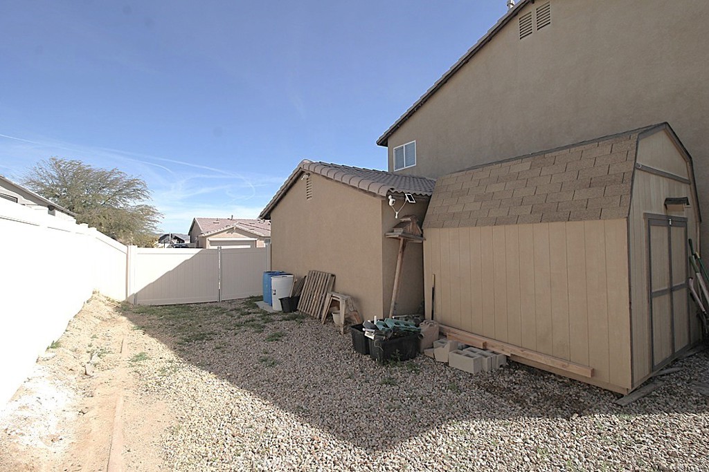 924 Condor Property Photo 50