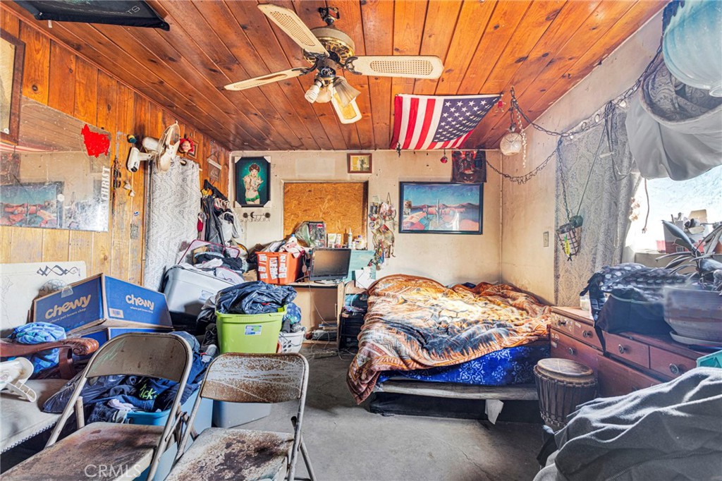 11805 Cove Property Photo 17