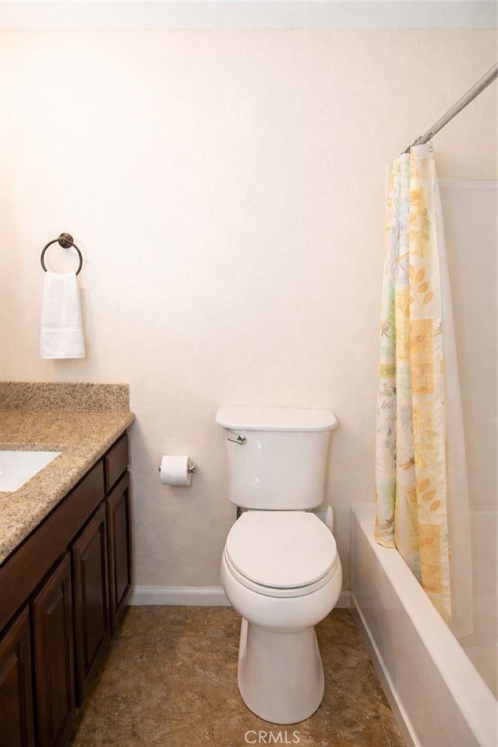 18804 Vine Street Property Photo 12