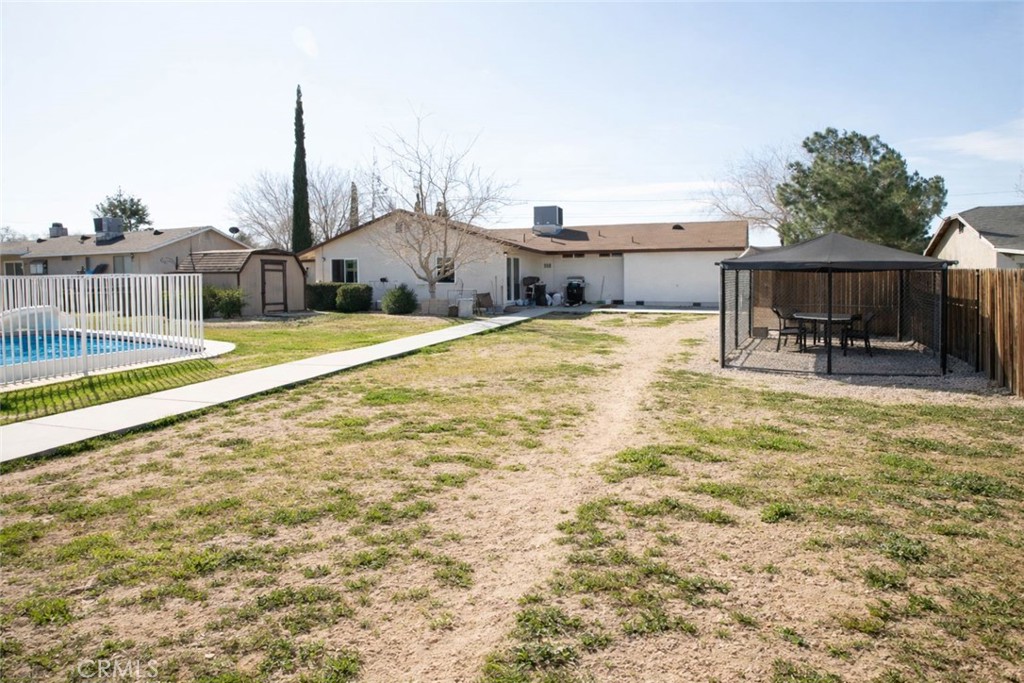 18804 Vine Street Property Photo 13