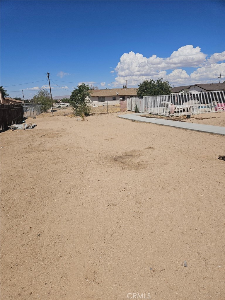 18804 Vine Street Property Photo 31