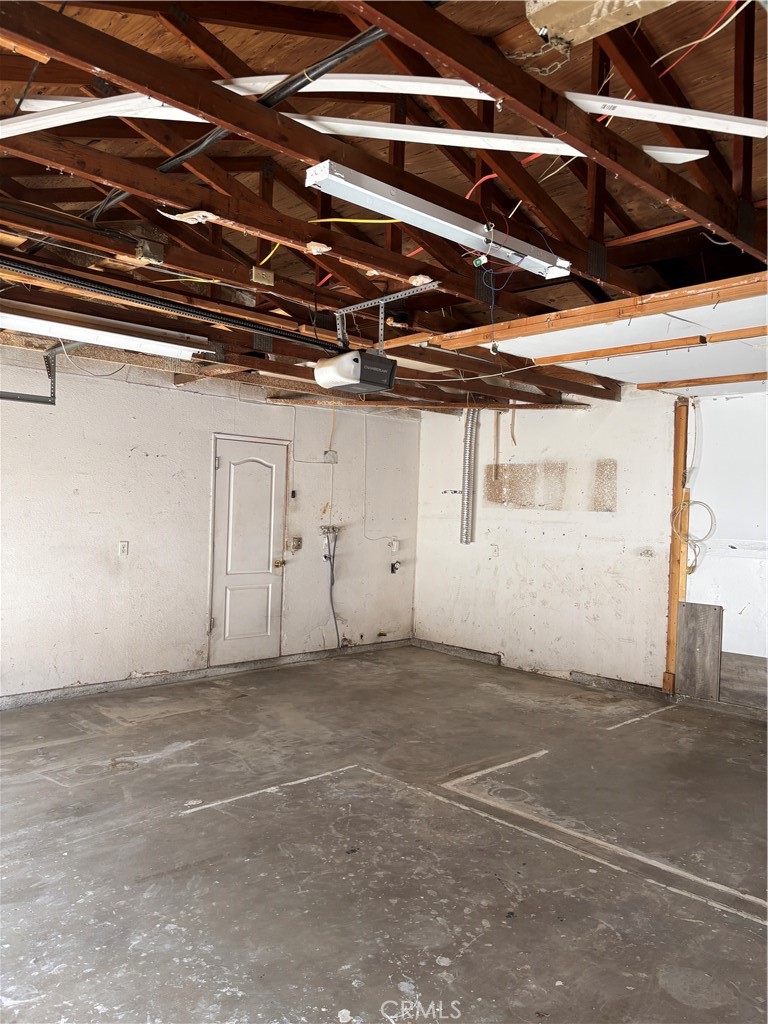 18804 Vine Street Property Photo 47