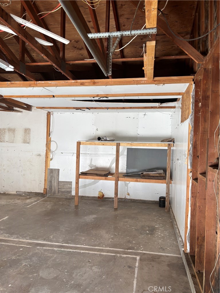 18804 Vine Street Property Photo 48