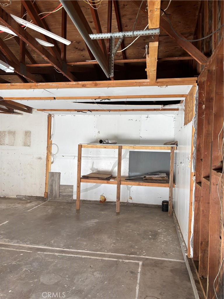18804 Vine Street Property Photo 48