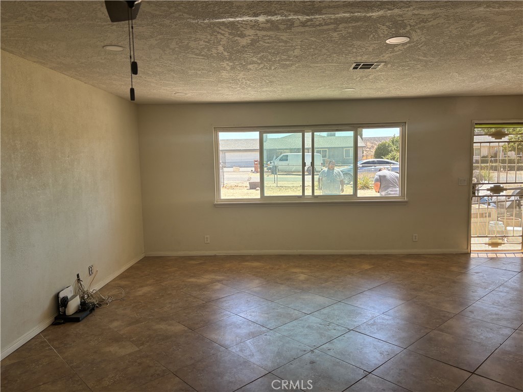 18804 Vine Street Property Photo 49