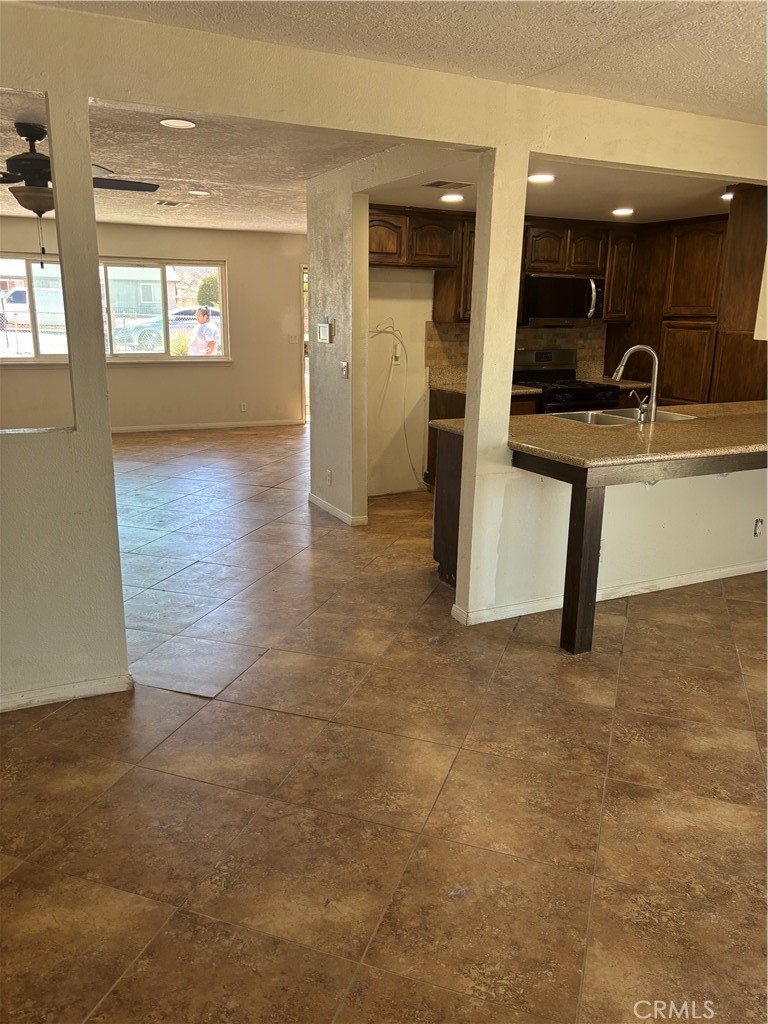 18804 Vine Street Property Photo 63