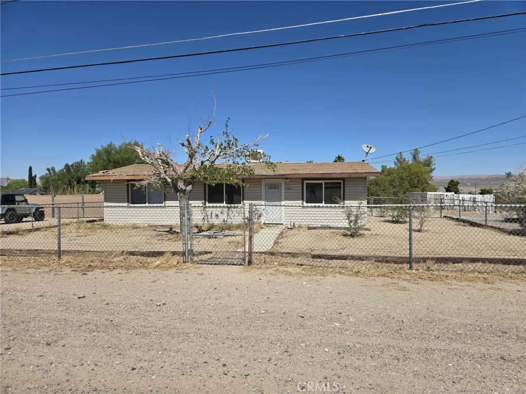 1901 Vineyard Property Photo 1