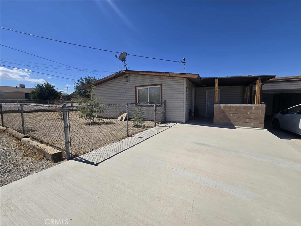 1901 Vineyard Property Photo 2