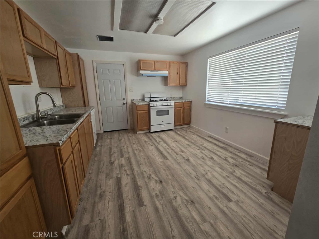 1901 Vineyard Property Photo 8