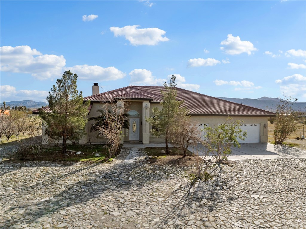 2425 Tokay Property Photo 1