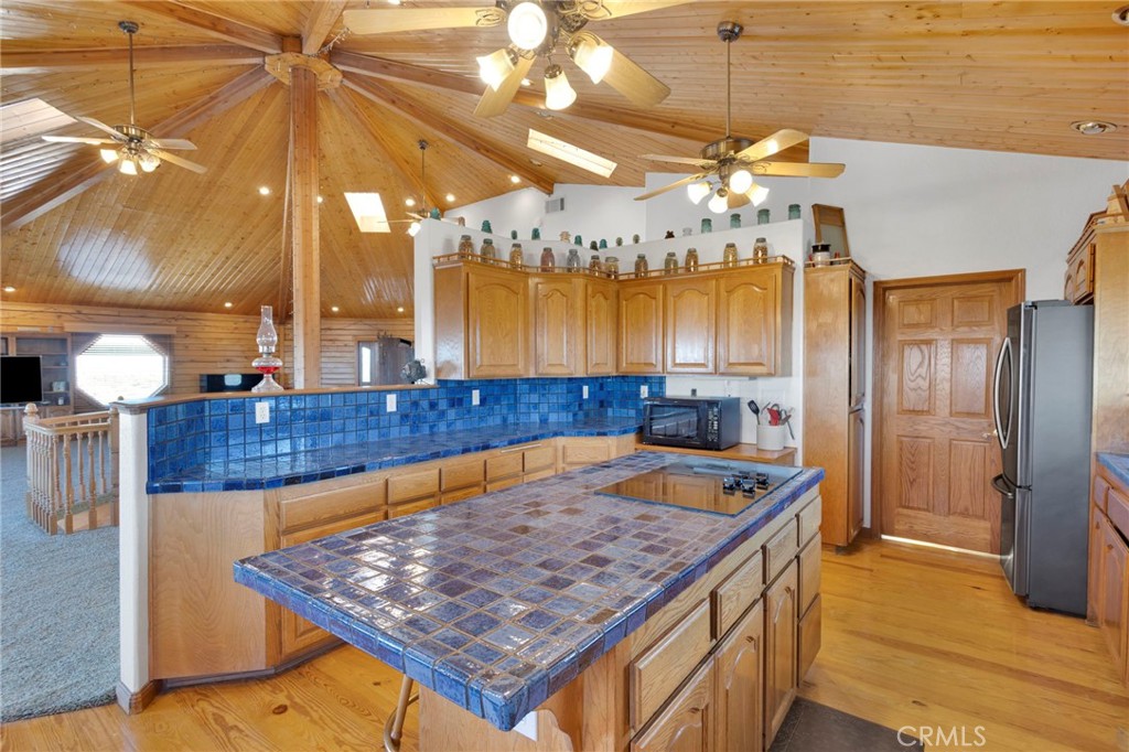 10328 El Centro Property Photo 14