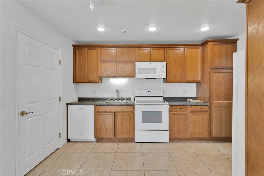 10328 El Centro Property Photo 34