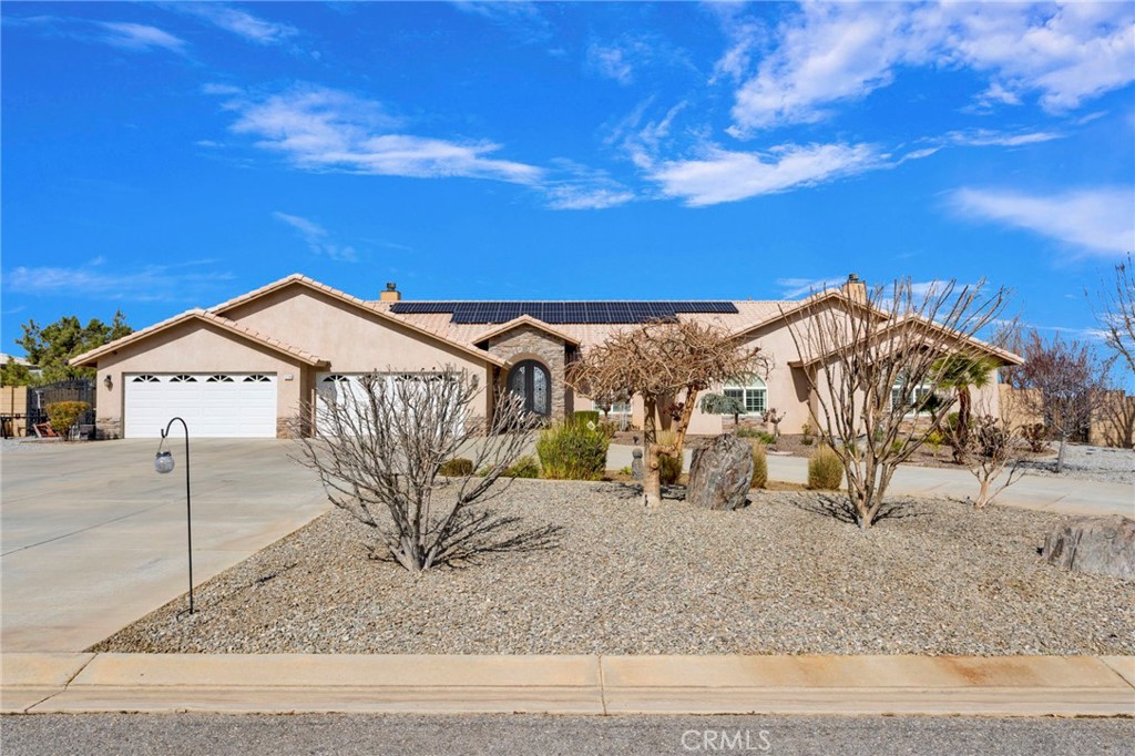 12290 Larch Road Property Photo 4