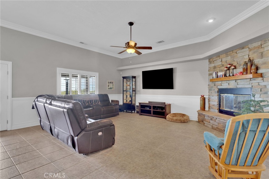 12290 Larch Road Property Photo 17