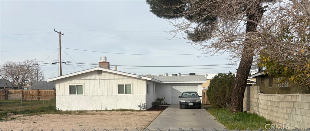 16366 Walnut Property Photo 1