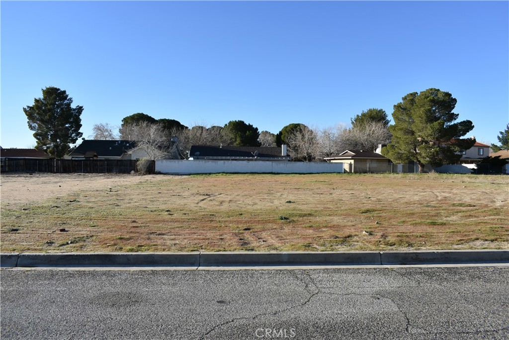 14817 Crofton Lane Property Photo 1