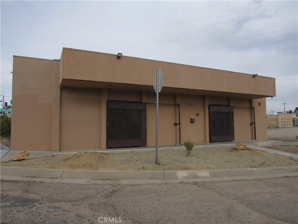 16424 Victor Property Photo 1