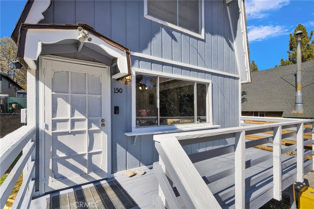 150 Los Angeles Property Photo 4