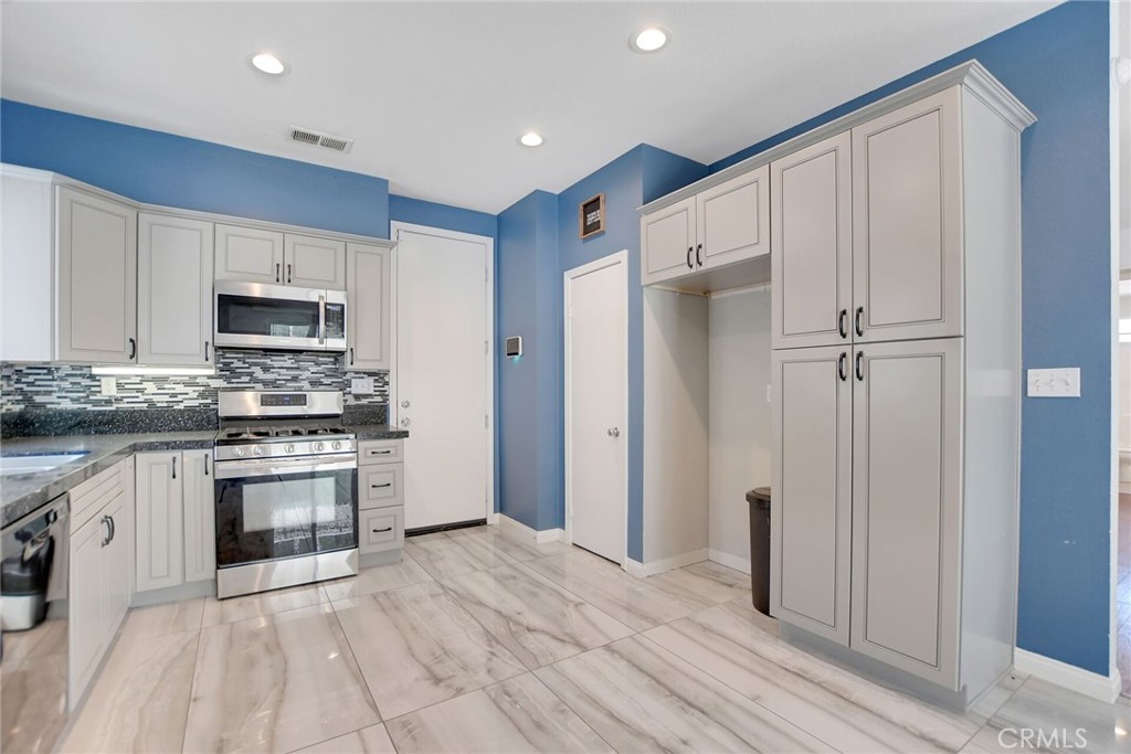 15929 Golden Meadow Property Photo 38