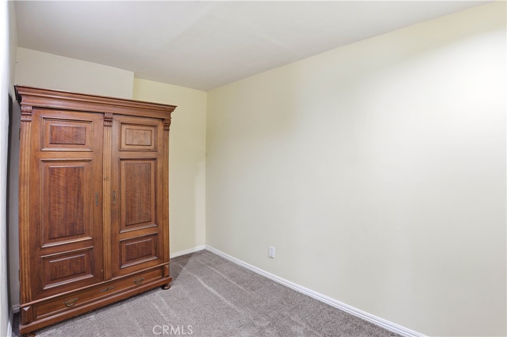 1581 Chanticleer B Property Photo 9