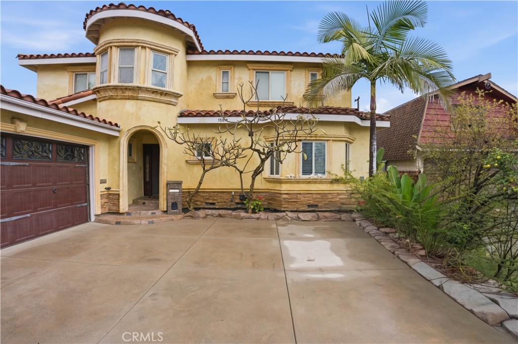 1581 Chanticleer B Property Photo 12