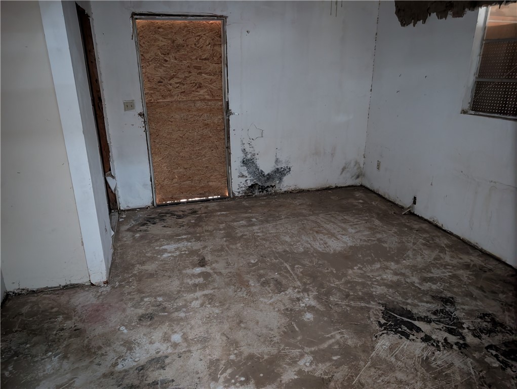 7605 E Obsidian Property Photo 2