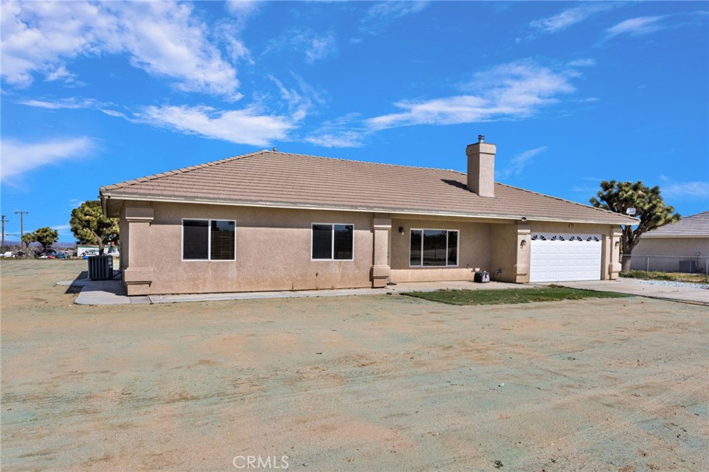 8720 Greasewood Lane Property Photo 3