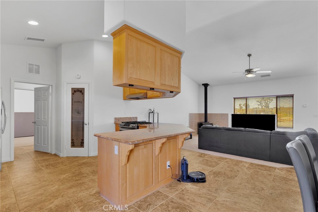 8720 Greasewood Lane Property Photo 10