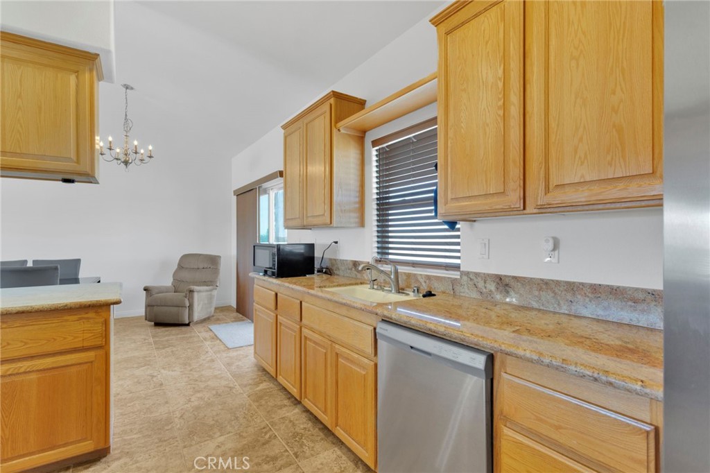 8720 Greasewood Lane Property Photo 12