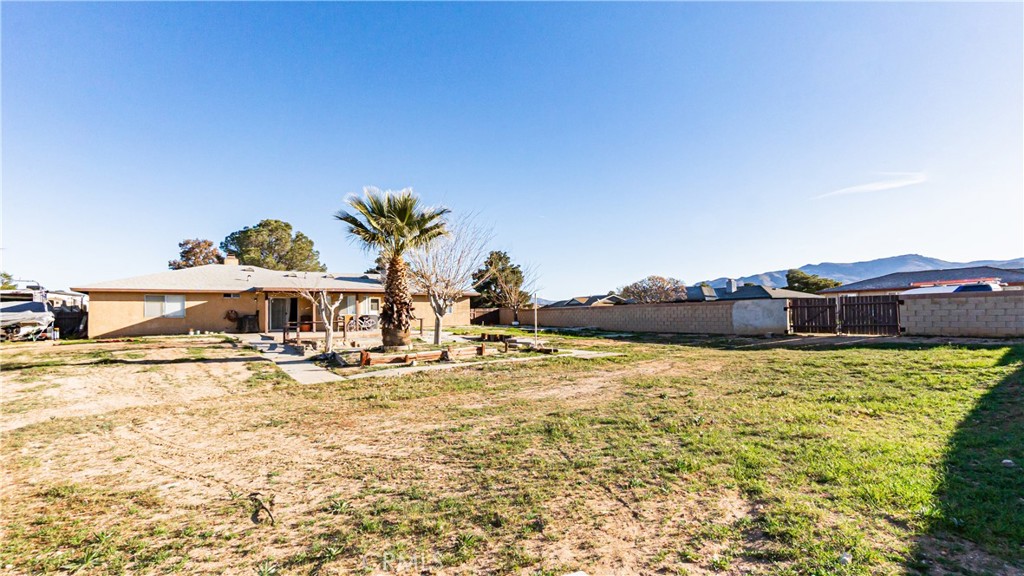 22993 Eyota Property Photo 33