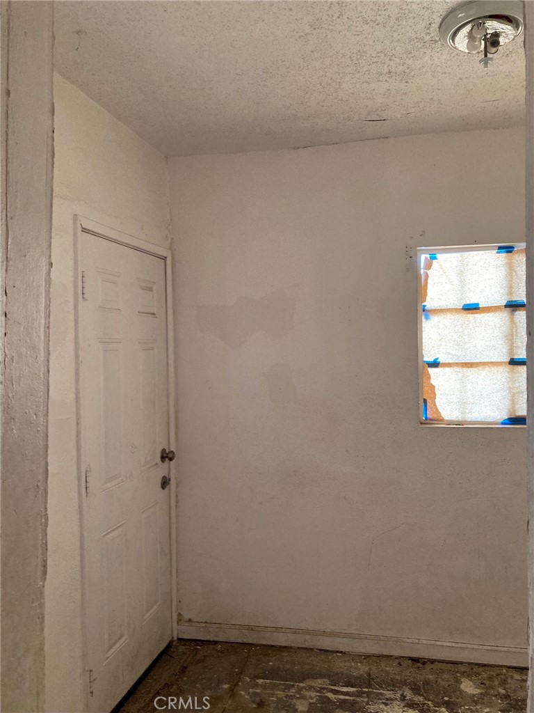 515 Clark Property Photo 33