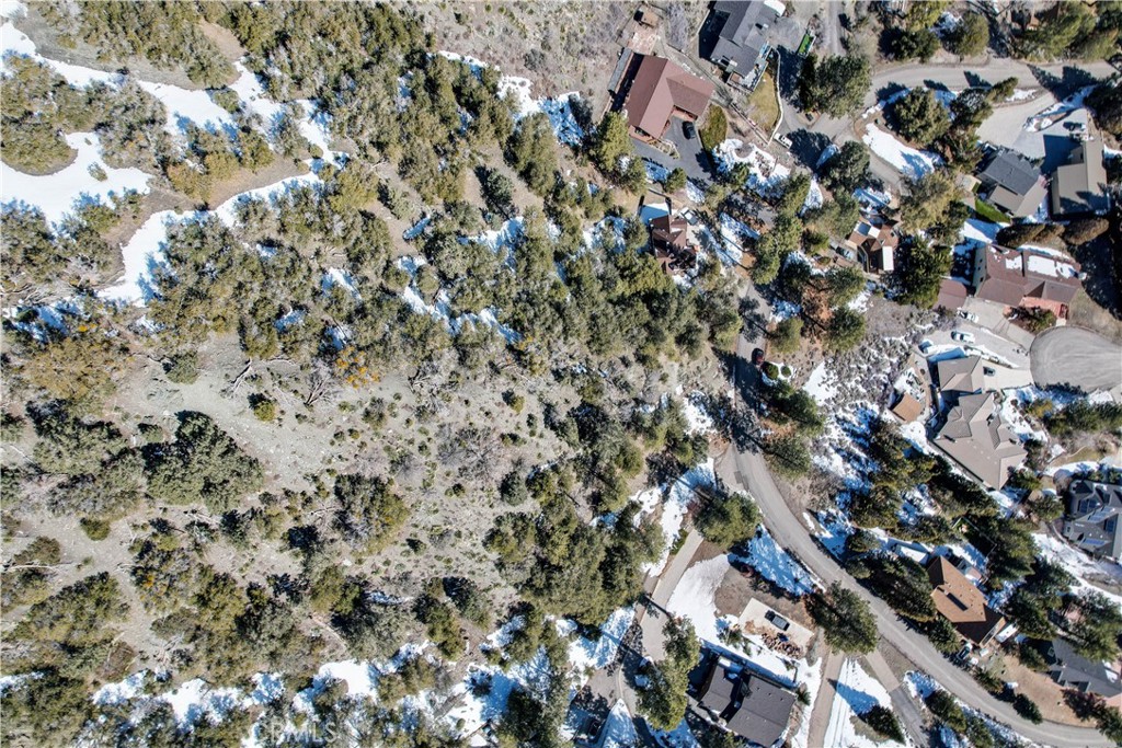 1772 Ash Property Photo 12