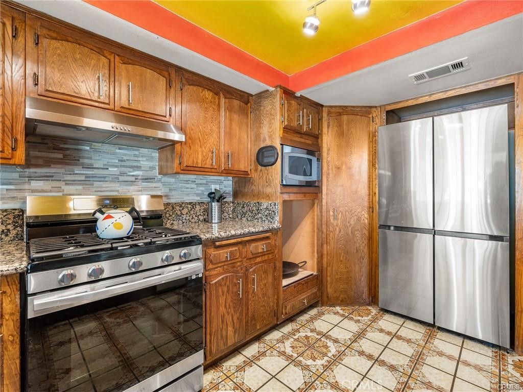 13916 Burning Tree Drive Property Photo 22