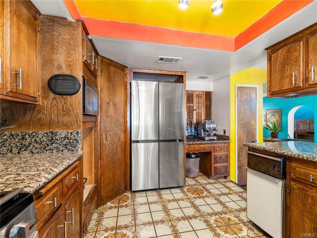 13916 Burning Tree Drive Property Photo 23