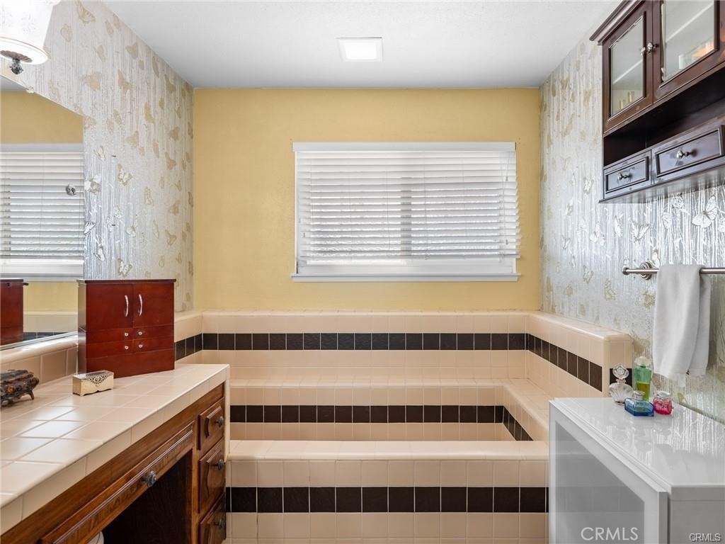 13916 Burning Tree Drive Property Photo 35