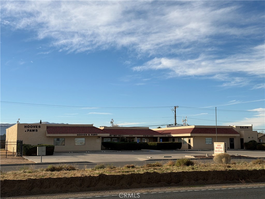 22749 Us Highway 18 Property Photo 2