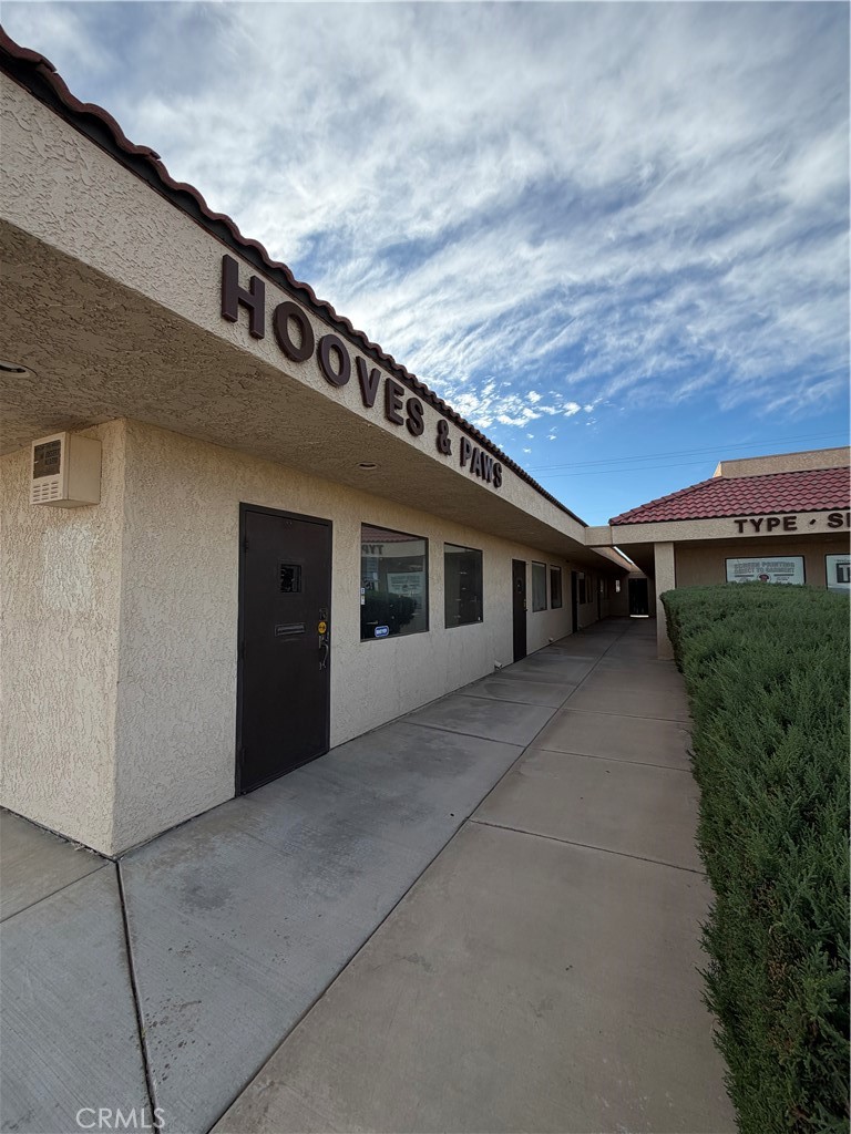 22749 Us Highway 18 Property Photo 6