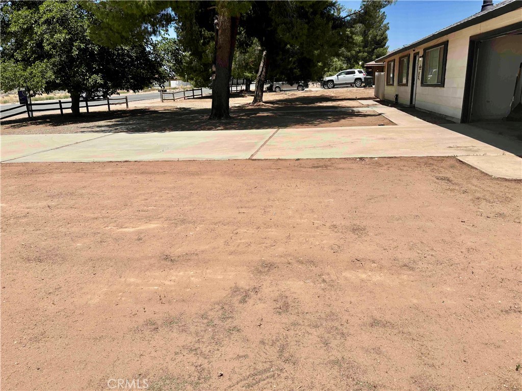 16661 Central Property Photo 24