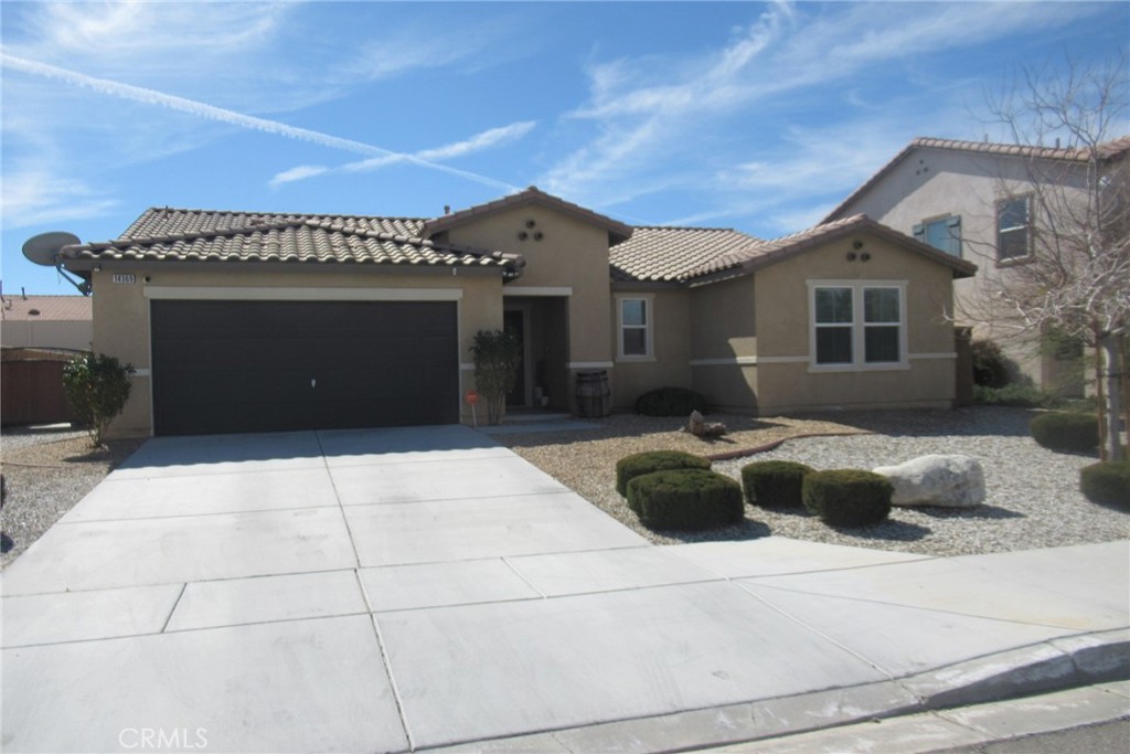 14369 Pioneer Way Property Photo 1