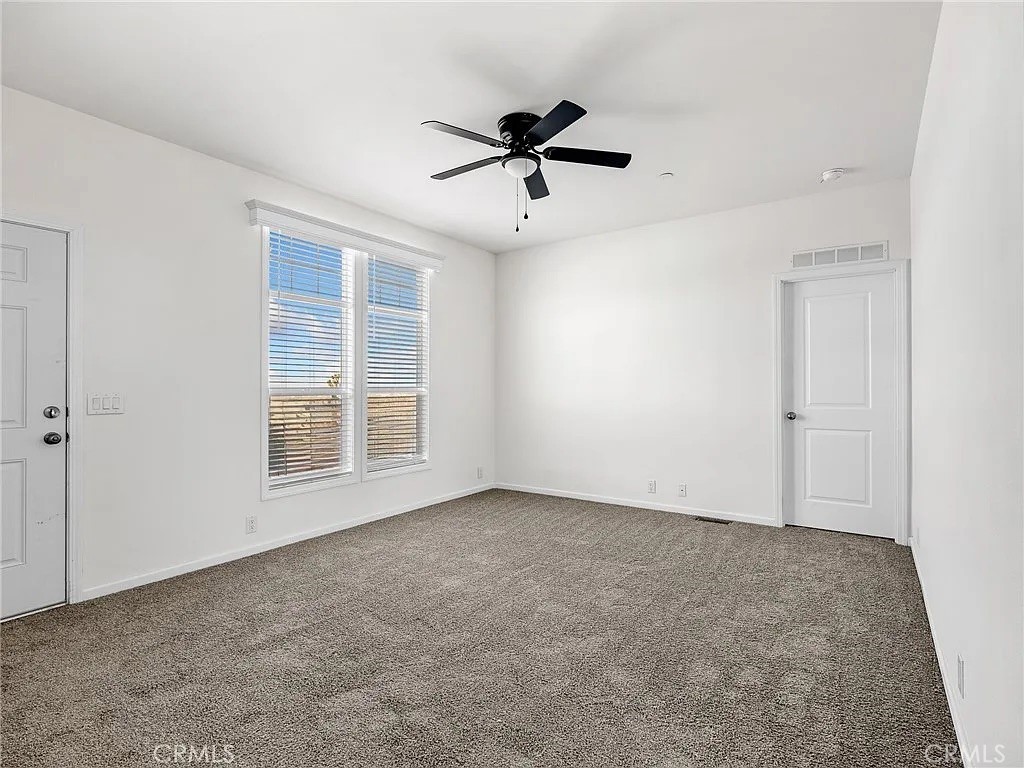 1961 Seville Place Property Photo 5