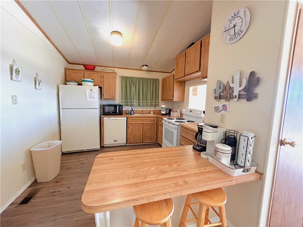 124 Thunderhead Property Photo 9