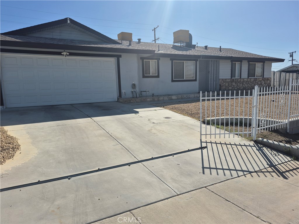 37149 Camarillo Property Photo 3