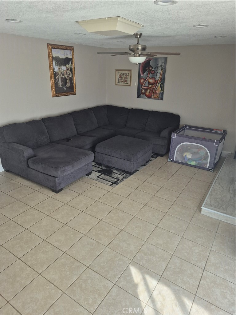 37149 Camarillo Property Photo 9